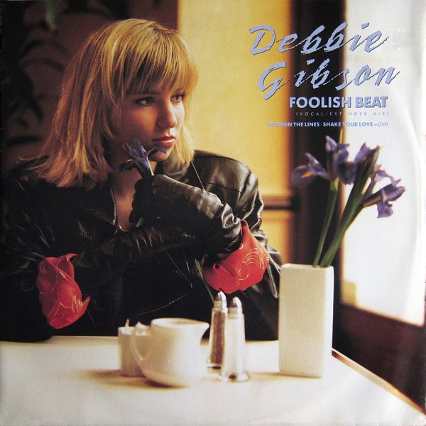 Debbie Gibson - Foolish beat (Extended mix) / Between the lines / Shake your love (Live Version)