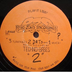 Techno Babes - 3 Turntables 2 DATs And 1 Mixer (Mix 1 / Mix 2)