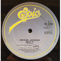 Michael Jackson - Beat It / Burn This Disco Out / Dont Stop Til You Get Enough (Live Version)